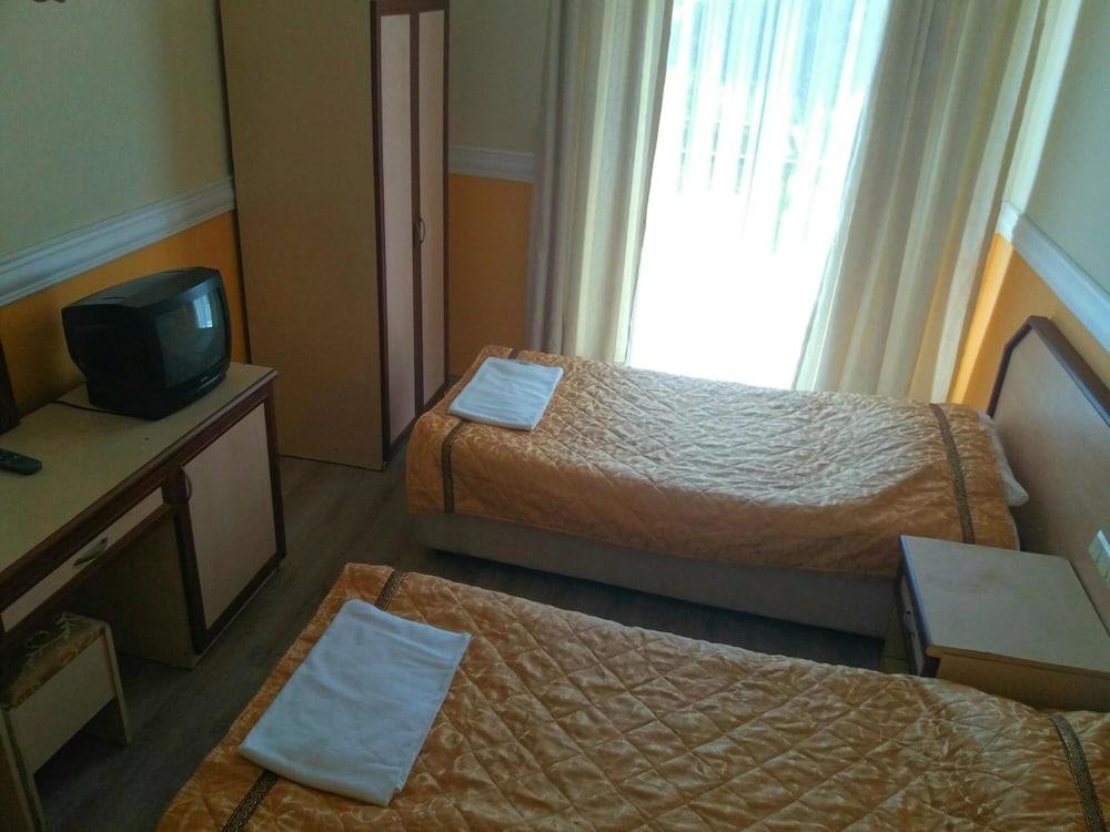 Kleopatra Develi Hotel Alanya Bagian luar foto