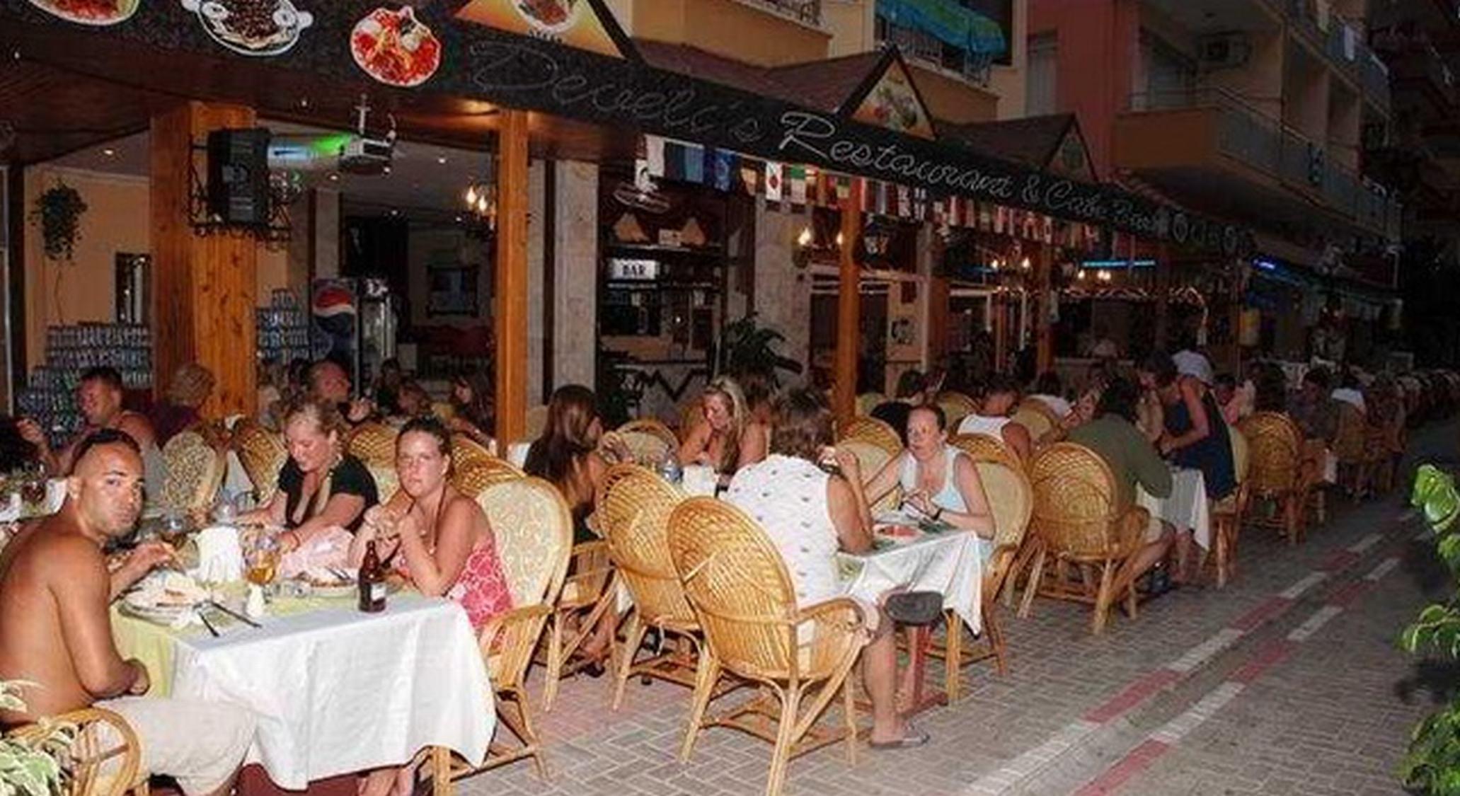 Kleopatra Develi Hotel Alanya Bagian luar foto